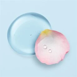 Very Rose 3-in-1 Soothing Micellar Water Very Rose De Nuxe 9 Very Rose 3-in-1 Soothing Micellar Water Very Rose De Nuxe -NIVEA Soldes Boutique Nuxe Very Rose Very Rose 3 in 1 Soothing Micellar Water 96945x3 6