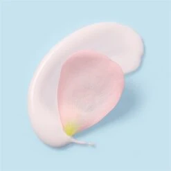 Very Rose Creamy Make-up Remover Milk Very Rose De Nuxe -NIVEA Soldes Boutique Nuxe Very Rose Very Rose Creamy Make up Remover Milk 96940x3 4